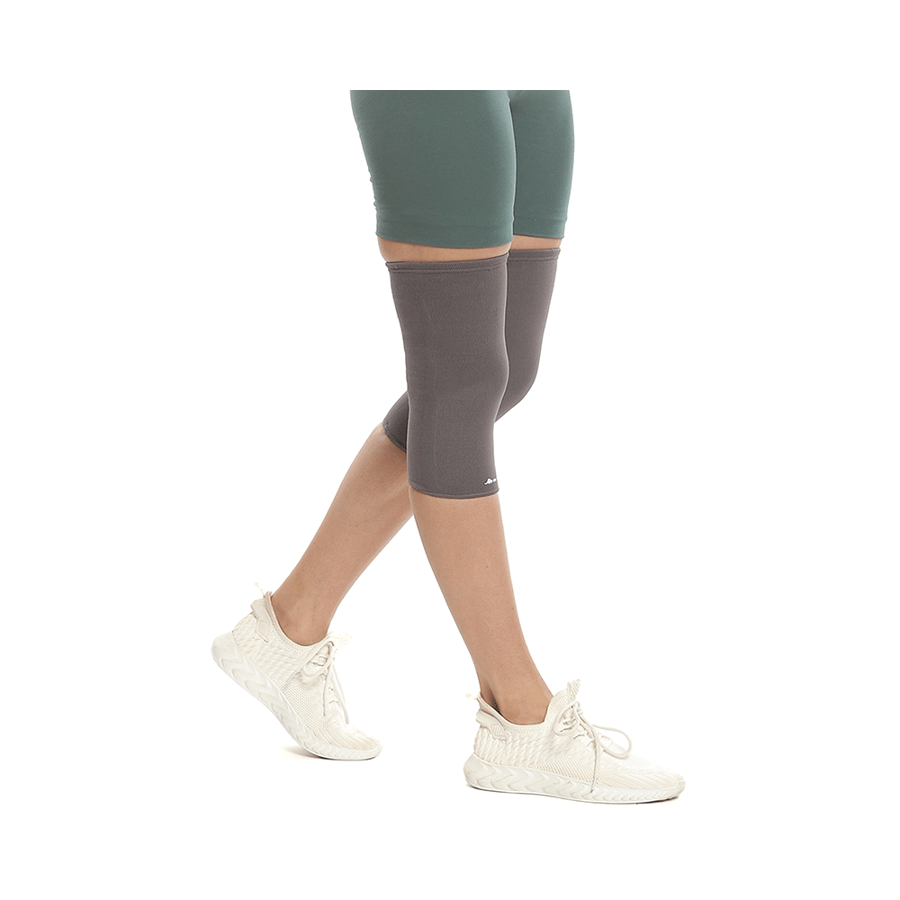 Romsons Knee Cap Small - Image 1