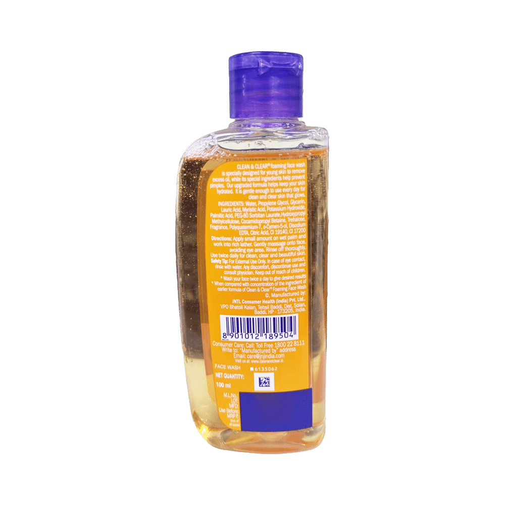 Clean & Clear Foaming Face Wash for Pimple Causing Germs | Oil-Free - Image 2