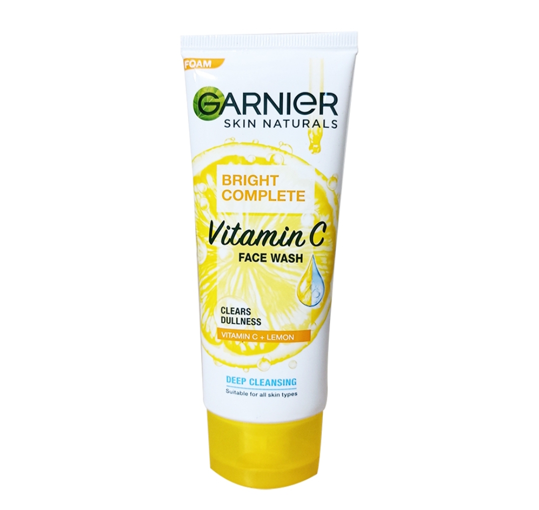 Garnier Bright Complete Vitamin C Facewash