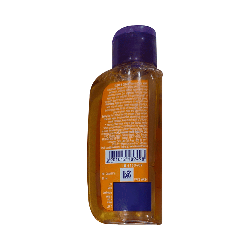 Clean & Clear Foaming Face Wash - Image 2