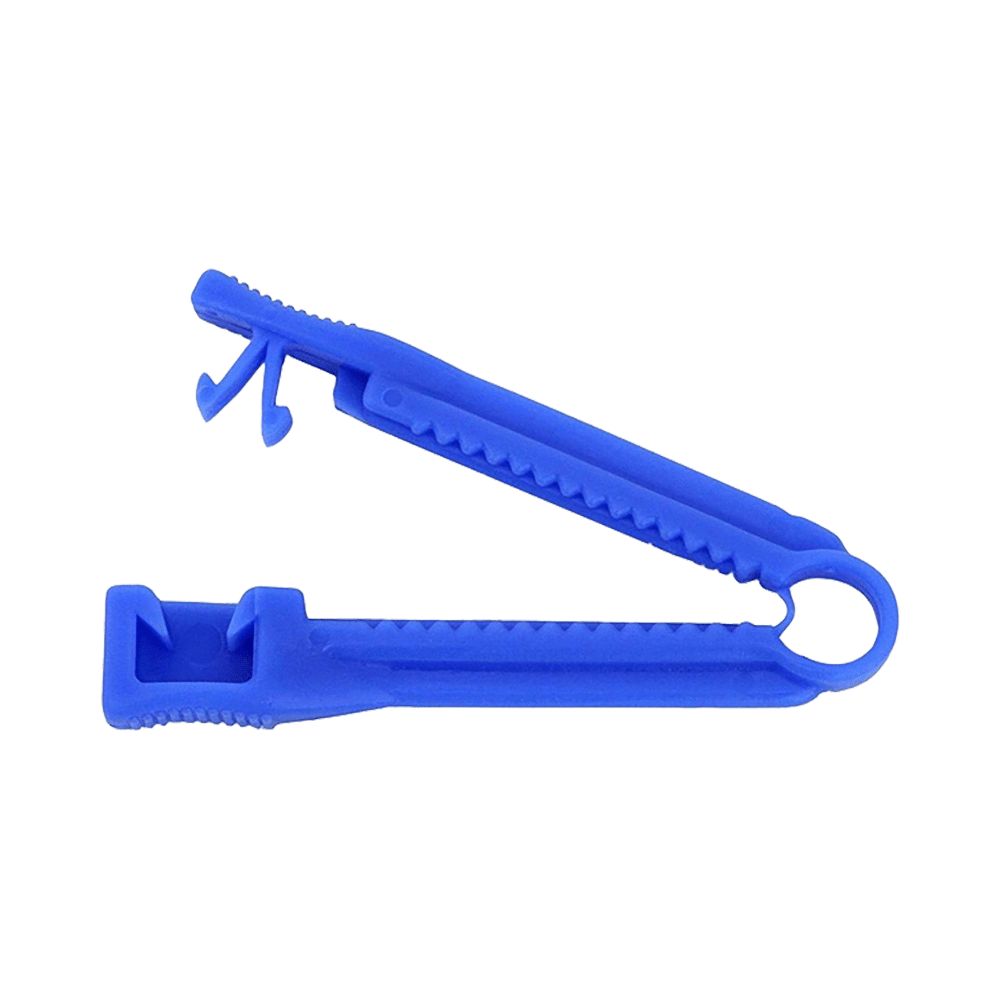 Clear & Sure Sterilized Umbilical Cord Clamp - Image 1